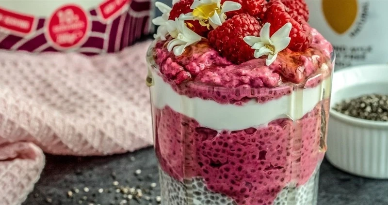 Raspberry Chia Almond Yoghurt Protein Pudding