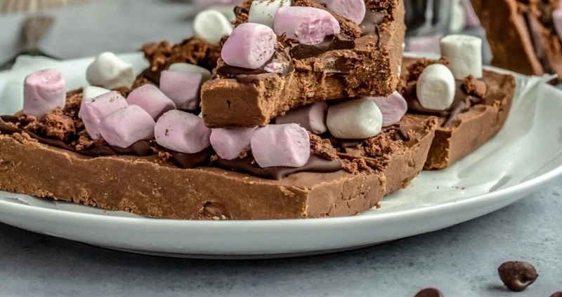 Vegan Rocky Road Protein Bars